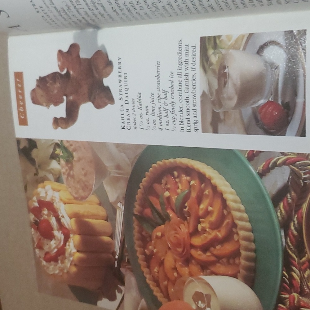2/$8 🍹 A Guide to Food and Entertainment Cookbook pamphlet The Best of Kahlua - Picture 8 of 8